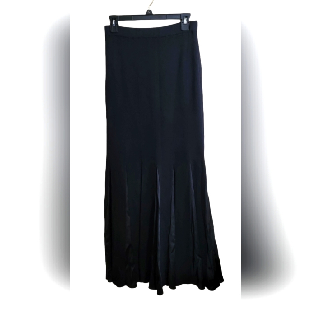 St John Knit Evening skirt